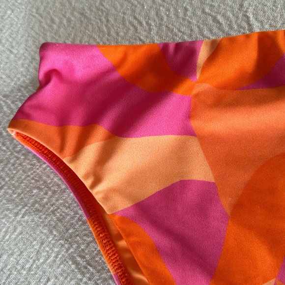VIX Gigi Hot Pants Bikini Bottoms, Size Small, $119 - Picture 5 of 8